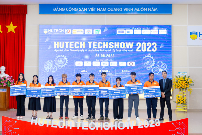 hutech-techshow-2023_hoc-bong.jpg